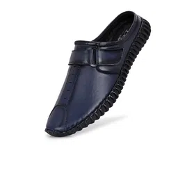 Lejano Men Shoe-Style Sandals image 3