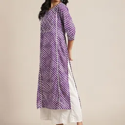 KSUT Women Leheriya Embellished Gotta Patti Kurta image 4