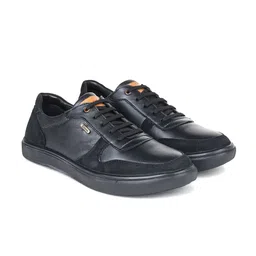 Zoom Shoes Men Textured Round Toe Lightweight Leather Sneakers image 1