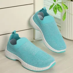 Carlton London sports Women Textured Contrast Sole Lightweight Slip-On Sneakers-picture-30