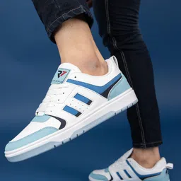 RUN SEVEN Men Colourblocked Lightweight Sneakers-picture-32