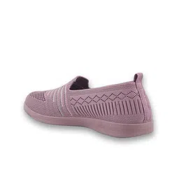 WELCOME Women Textured Round Toe Mesh Slip-On Sneakers image 4