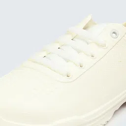 max Men Textured Lace Up Sneakers image 4