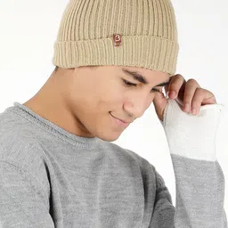 Bharatasya Men Self Design Acrylic Winter Beanie image 4