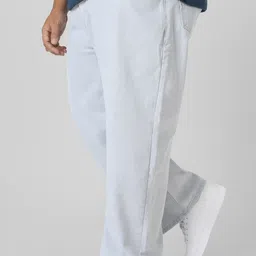 Urbano Plus Men Loose Fit Washed Non-Stretchable Jeans image 5