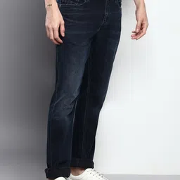 Tommy Hilfiger Men Cotton Straight Fit Heavy Fade Jeans image 2