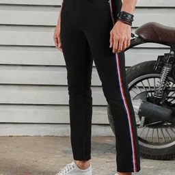 High Star Men Mid-Rise Clean Look Cotton Jeans image 5