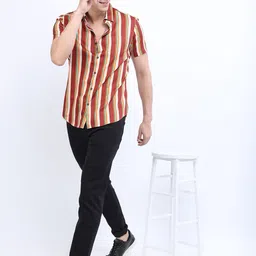 HIGHLANDER Men Black Tapered Fit Slash Knee Stretchable Jeans image 4