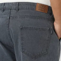 Urbano Plus Men Loose Fit Washed Cargo Non-Stretchable Jeans With 6 Pockets image 3