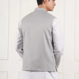 URBAN KANYA Woven Mandarin Collar Nehru Jacket image 3