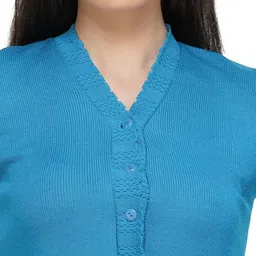 FEMULA V-Neck Woollen Crop Top image 5