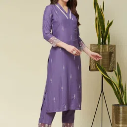 MOKOSH Women Embroidered Regular Thread Work Kurta with Trousers image 2