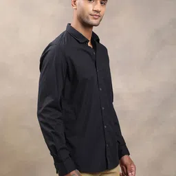 turtle Men Slim Fit Solid Casual Shirt image 4