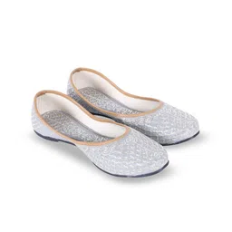 DFR Women Printed Mojaris Flats-picture-31