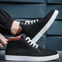 Lejano Men Colourblocked Lace-Ups Sneakers image 2