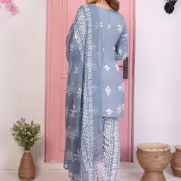 Moda Rapido Floral Printed Unstitched Dress Material image 4