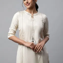 AURELIA Women Thread Work Kurta image 2