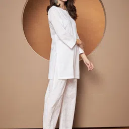 Poshak Hub Women Ethnic Motifs Cotton Kurta with Trousers image 4