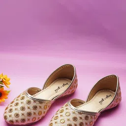 BOYZ N GALZ Girls Embellished Party Mojaris with Embroidered Flats-picture-10