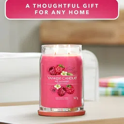 YANKEE CANDLE Red 1 pieces Jar Candle image 3