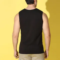 WOOSTRO Pack Of 2 Printed Super Combed Cotton Gym Vests VWS26(PLAIN BLACK)(RUN NAVY) image 3