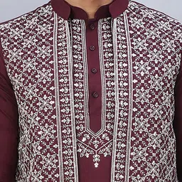 Jompers Men Floral Embroidered Regular Chikankari Kurta with Pyjamas image 2