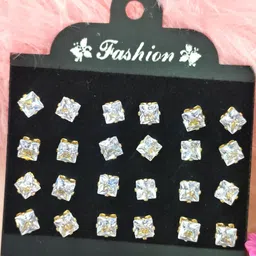 Honbon Women Gold Earrings image 3