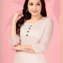 Vastukala Striped Pure Kanchi Cotton Round Neck Straight Kurta image 2