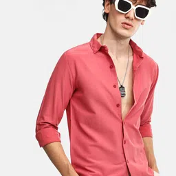 Campus Sutra Men Comfort Spread Collar Solid Cotton Casual Shirt image 1