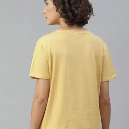 roadster Women Solid V Neck Pure Cotton Yellow T-Shirt image 5
