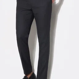 SHOWOFFFF Men Comfort Tapered Fit Low-Rise Trousers-picture-23