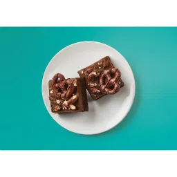 Hershey's Dipped Pretzels Milk & Dark Chocolate Flavoured 240g (Imported) image 4