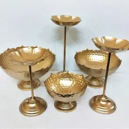 Taj Urli Floating Flower Set | Taj Urli with Stand Urli with Bowl | Urli | Pooja Diya| Wedding |Diwali | Christmas |Festival Decor & Home Decoration (Set of 9 pcs). image 2