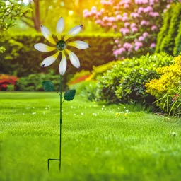 MERISHOPP Iron Wind Spinner with Stake Metal Windmill for Driveway Outside Decor White image 4