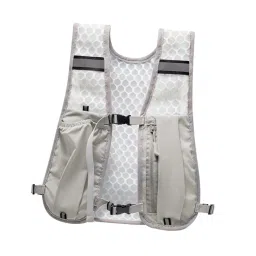 THE STYLE SUTRA Hydration Vest for Men Women Reflective Water Pack for Trail Race Marathoner Gray image 5