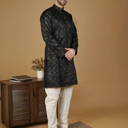 Wintage Geometric Embroidered Mandarin Collar Sequinned Straight Kurta With Churidar image 5