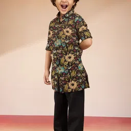 Vastramay Boys Black Cotton Blend Printed Ethnic Kurta Set with Pyjama-picture-13