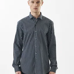 Snitch Slim Fit Stripes Spread Collar Formal Shirt-picture-20