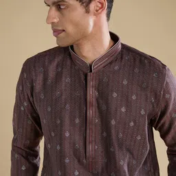 KALKI Fashion Men Ethnic Motifs Printed Regular Kurta with Trousers image 3