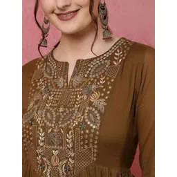 Pantos Women Ethnic Motifs Embroidered Panelled Thread Work Kurta with Trousers & With Dupatta image 5