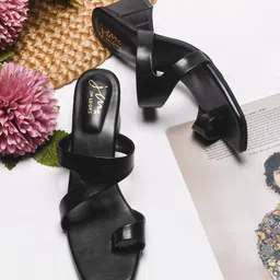 JM Looks Striped Block with Tassels-picture-26