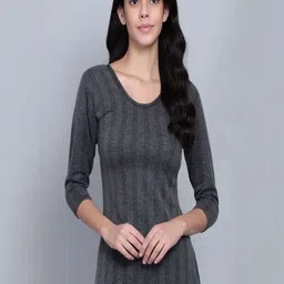 Impression Women Striped Round Neck Thermal Top-picture-16