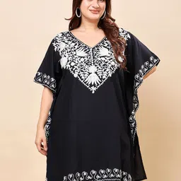 VAAMII Women Plus Size Ethnic Motifs Embroidered Monochrome Kaftan-picture-24
