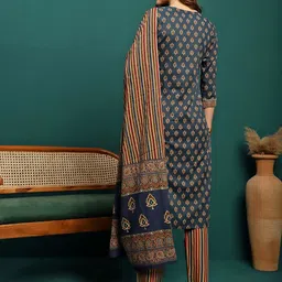BANDIA Floral Printed Pure Cotton Kurta with Trousers & With Dupatta image 4