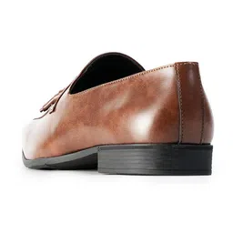 MONKSTORY Men Solid Tassel Loafers With Rose-Gold Bit image 3