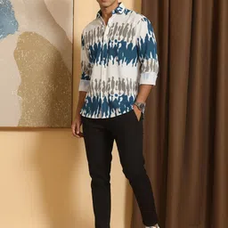 HERE&NOW Men Printed Casual Shirt image 3