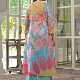 AARAAS Women Floral Printed Regular Thread Work Pure Cotton Kurta with Trousers & With Dupatta image 3