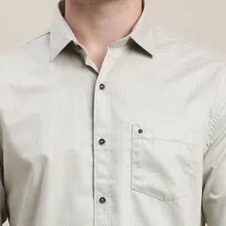 Turtle Men Relaxed Slim Fit Solid Spread Collar Casual Shirt image 2