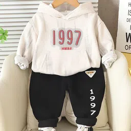StyleCast x Revolte Boys Printed T-shirt with Trousers Clothing Set-picture-2