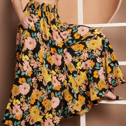 ZWERLON Women Floral Printed Relaxed Flared Wrinkle Free Trousers image 4